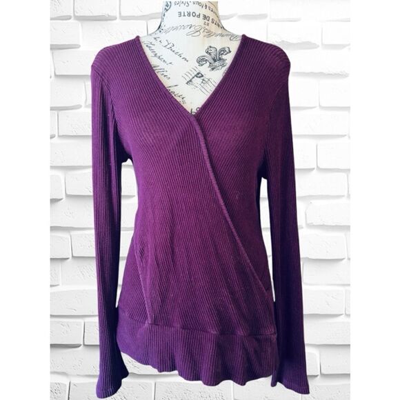 WHBM Women’s Small Modern Fit Purple Ribbed 3/4 Sleeved Faux Wrap V-Neck Blouse - Picture 1 of 8